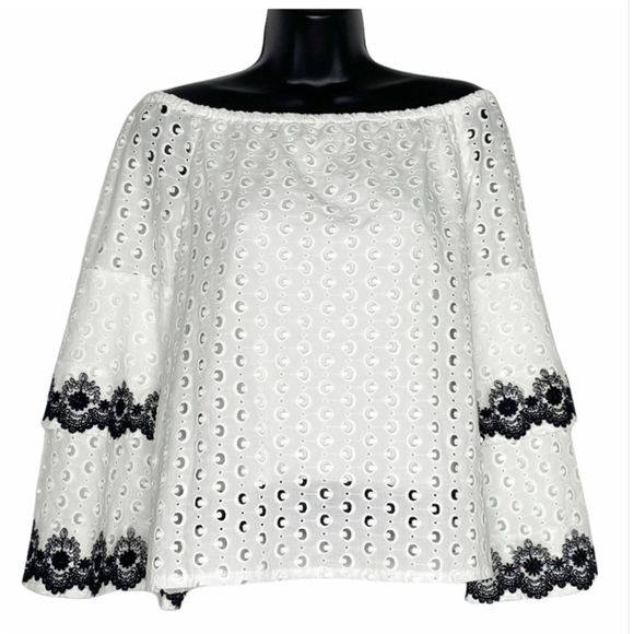 BAILEY/44 Phlox Eyelet Peasant Top – Black Floral Embroidery – Size M - Picture 2 of 8